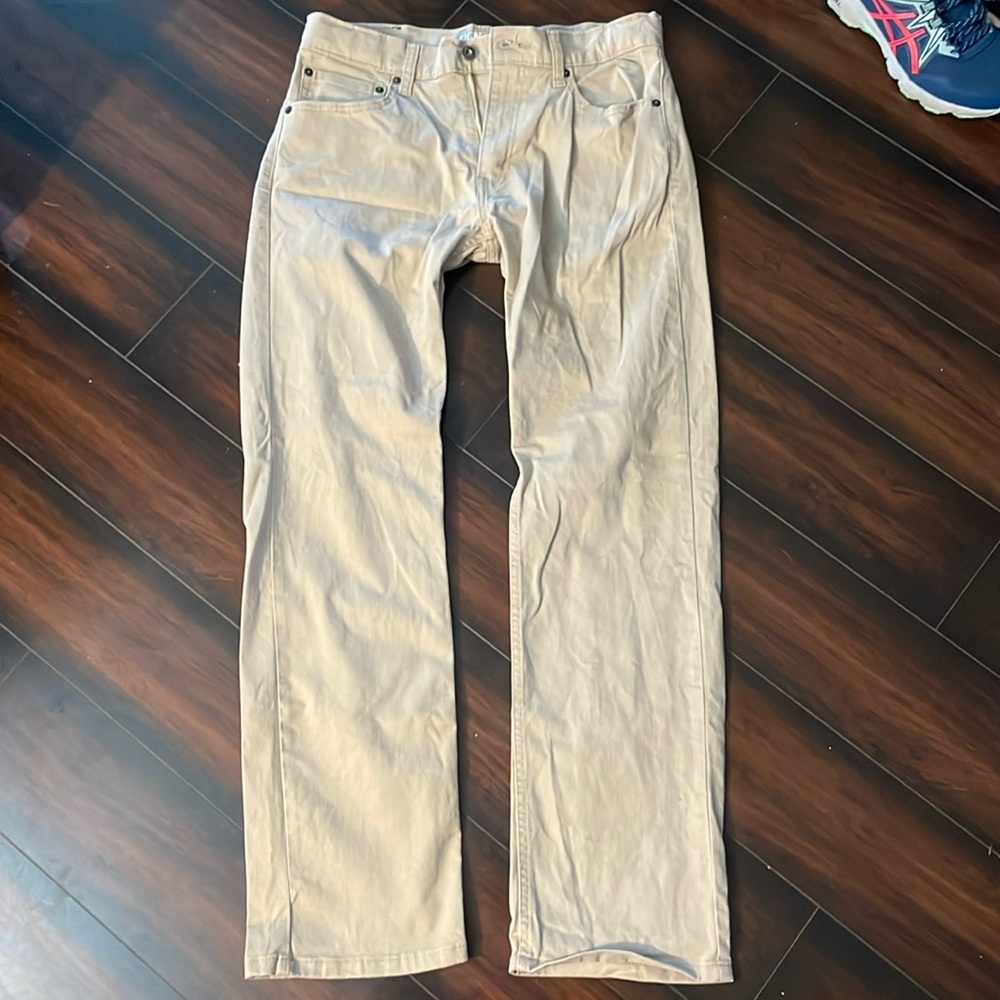 Signature Levi S67 tan pants